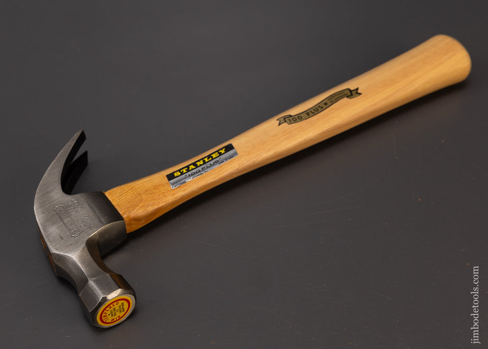 Mint Unused New Old Stock STANLEY 100 PLUS 16 Ounce Claw Hammer - 109945