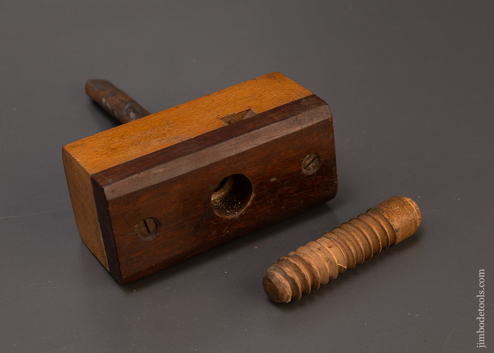 HOWARTH 5/8 Inch Thread Box & Tap - 110089