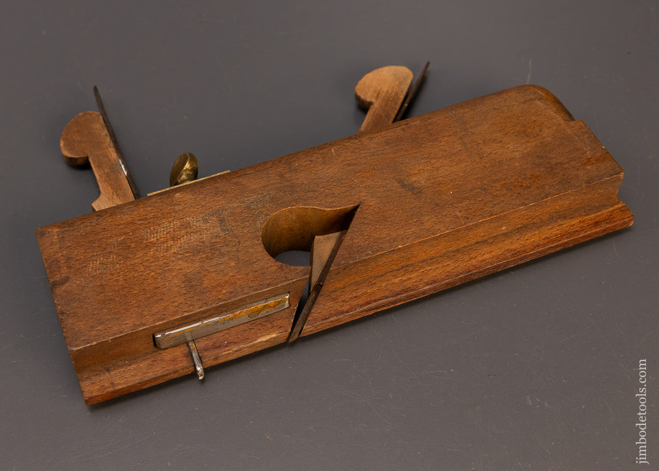 Crisp, Fine 1/4 Inch Dado Plane RICHARD BYWATER - 110166