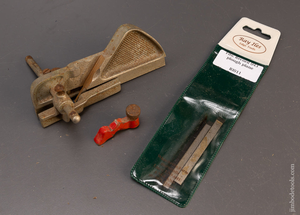 MARPLES No. 043 Plow Plane Complete with Stop & All 3 Irons - 110263