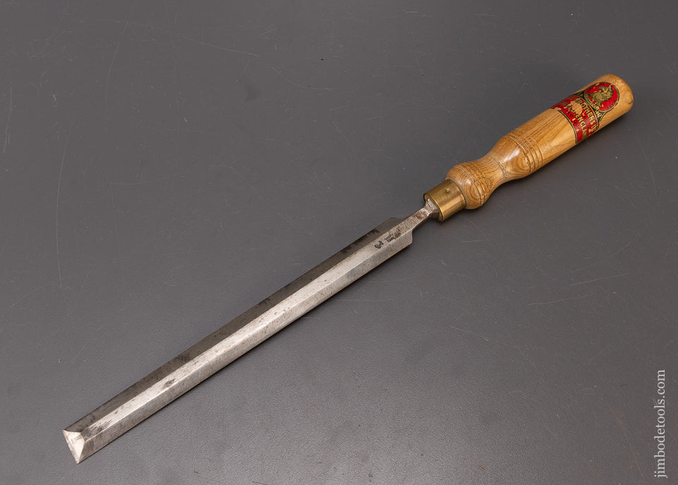 Near Mint HALE BROS. 3/4 Inch Long Thin Paring Chisel - 110312