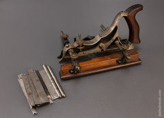 Early SIEGLEY Plow Plane with 16 Cutters - 110327 – Jim Bode Tools