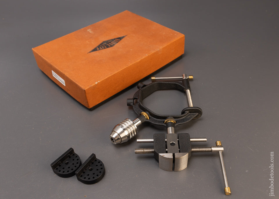 BRIDGE CITY TOOL WORKS Bench Vise Mint in Box - 110412