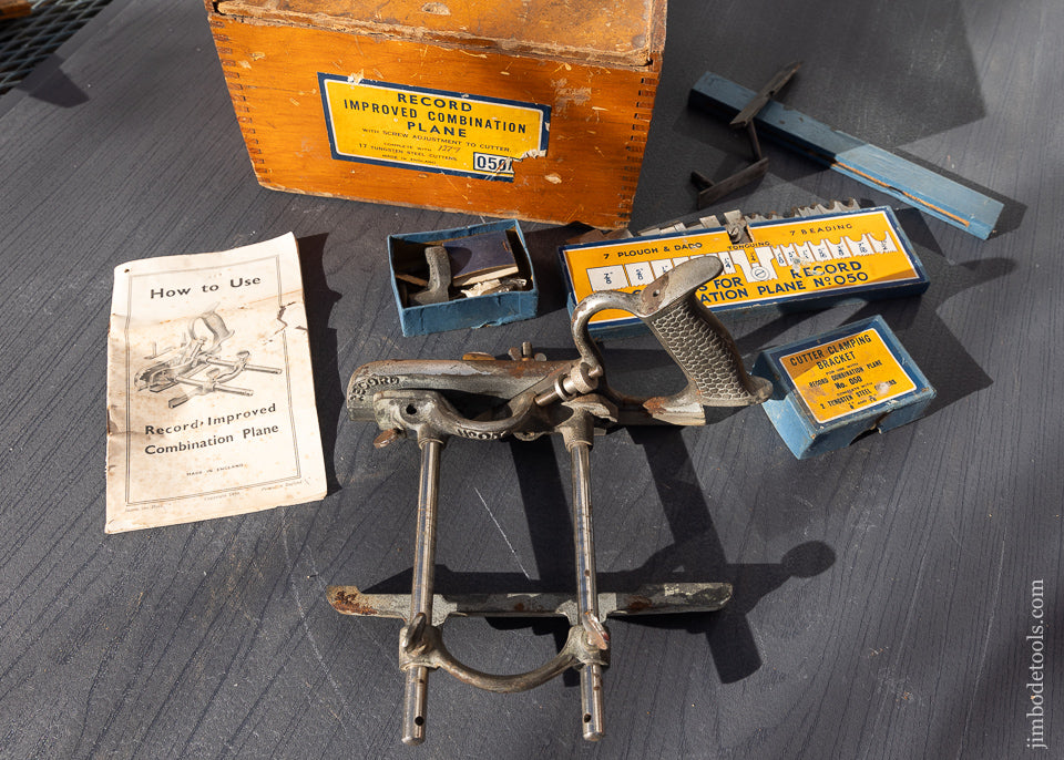 RECORD No. 050A Plane 100% Complete in Original Box - 110435
