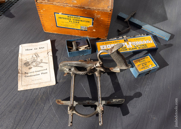 RECORD No. 050A Plane 100% Complete in Original Box - 110435