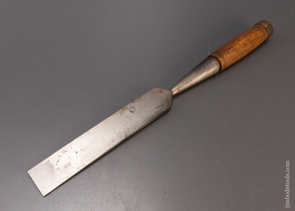 UNION HARDWARE CO. 1 1/2 Inch Heavy Framing Chisel - 110521