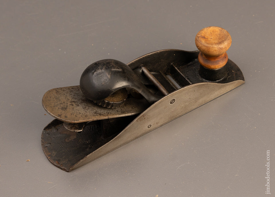 Rare Type 1 STANLEY No. 120 Block Plane with Solid STAR CAP Ca. 1876-78 - 110686