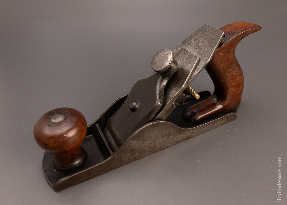 Very Rare MERIDEN MALLEABLE Iron Co. Adjustable Smooth Plane - 110712