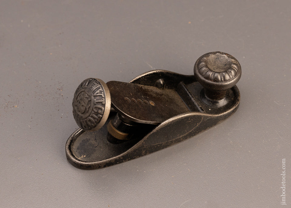 BAILEY VICTOR No. 12 Adjustable Block Plane - 110811