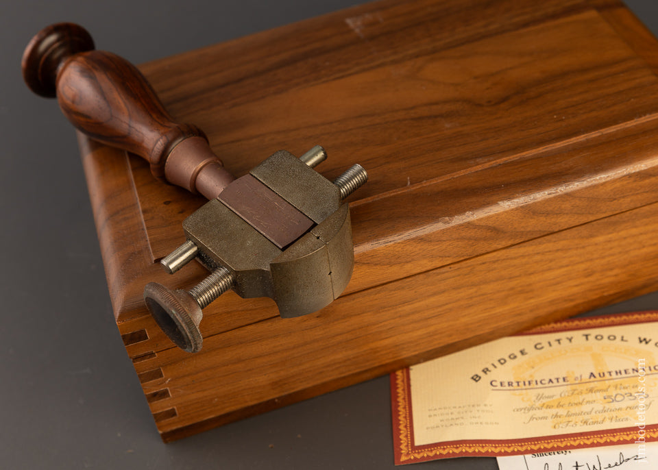 BRIDGE CITY TOOL WORKS No. Ct-5 Hand Vise Near Mint in Original Walnut Case - 110826