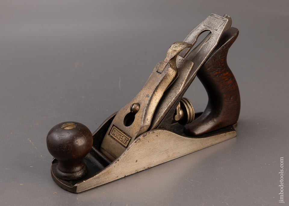 Fine SARGENT No. 407 (No. 2 Size) Smooth Plane with Brass Insert in Lever Cap - 110839