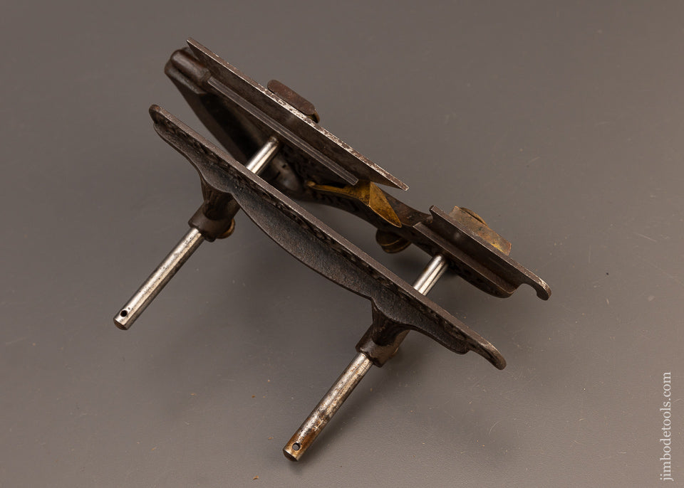 STANLEY No. 43 MILLERS PATENT Plow Plane - 111007