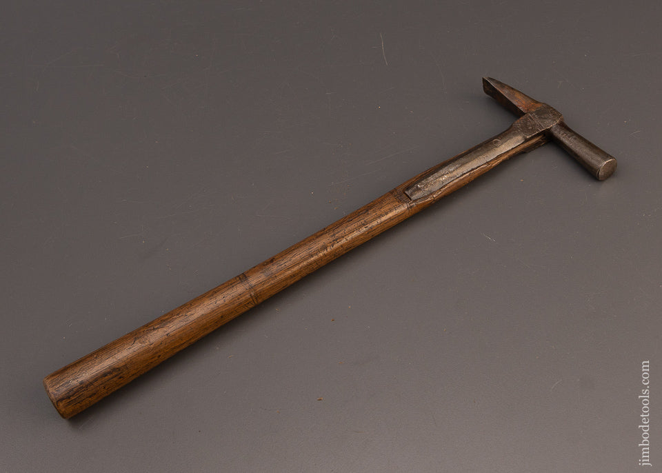 Early 6 Ounce English Strapped Hammer - 111048