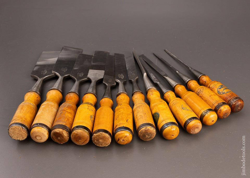 Fine Set of 12 - YES 12! E.A. BERG ESKILSTUNA Bench Chisels - 111079
