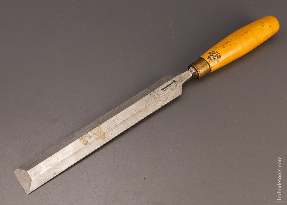 Long, Thin Boxwood Handled Paring Chisel 1 1/4 Inch MARPLES & SONS - 111104