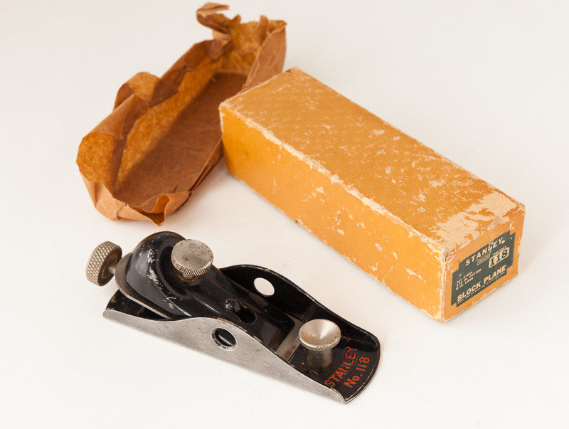 STANLEY NO. 118 Block Plane in its Original Basketweave Box