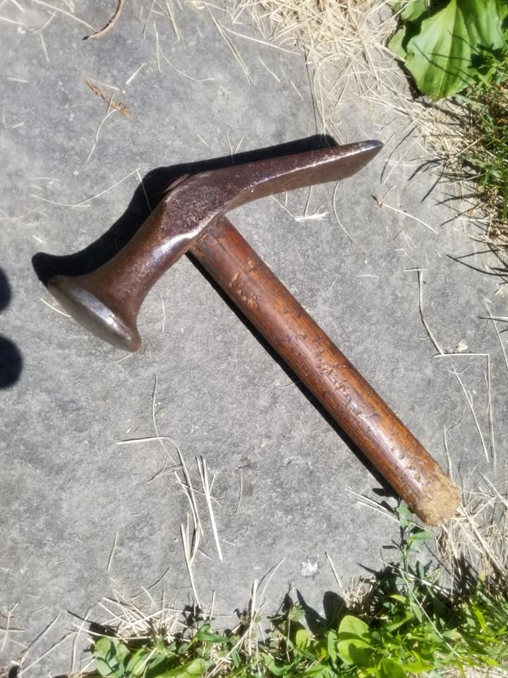 Fancy French Sabottier's Hammer - 74218