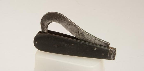 Fine Buffalo Horn Handled Folding Race Knife By J. BUTLER - 13906