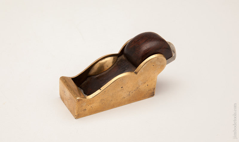 Unusual Chariot Plane with Lugged Sides