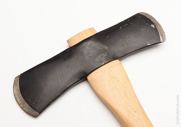 Four pound KNOT KLIPPER Double Bit Felling Axe by MANN EDGE TOOL CO. 