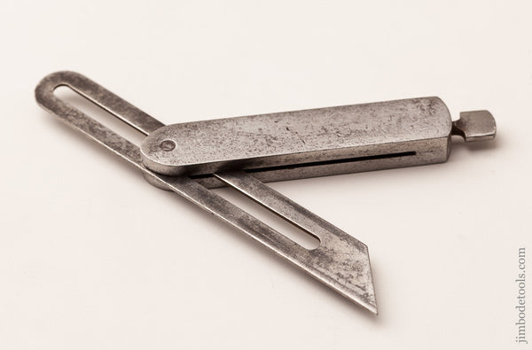 Six inch ST. JOHNSBURY Bevel Square GOOD+