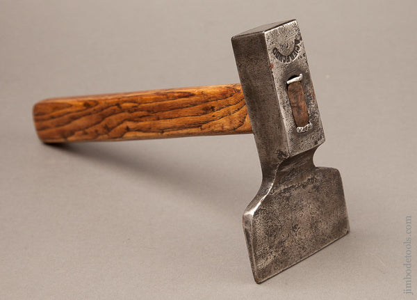 Hefty Veneer Hammer