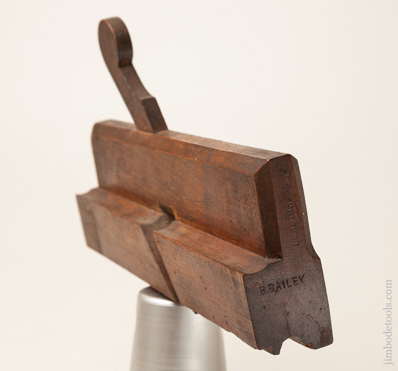 Crisp and Fine! 1 5/8 inch Wide Astragal Moulding Plane by GEORGE CARPENTER London circa 1734  