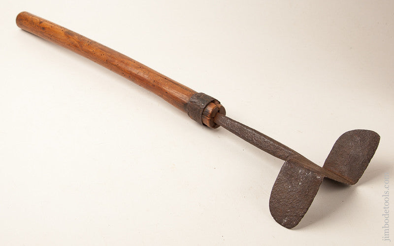 Fantastic 18th Century 8x30 inch Pumpkin Chopper