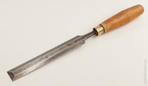 Long Thin 1 3/8 x 16 1/2 inch IBBOTSON Boxwood Handled English Paring Chisel 