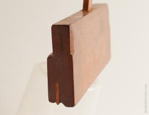 1/4 inch Bead Molding Plane by H. CHAPIN CT circa 1827-79 