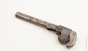 CRAFTSMAN TOOL CO Patented Six inch Adjustable Wrench    75068