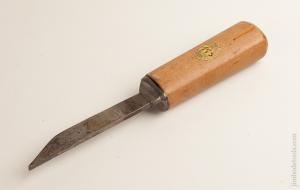 THOMAS TURTON 1/4 x 11 1/2 inch Pig Sticker Mortise Chisel with Partial Decal   74323