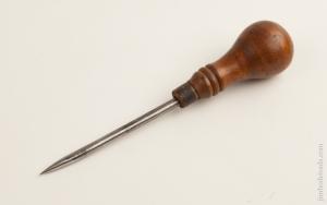 Crude 7 3/8 inch Awl     75112R