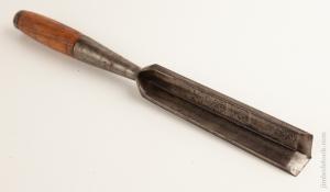 NEW HAVEN EDGE TOOL CO 1 1/4 x 17 1/2 inch Corner Chisel     75324