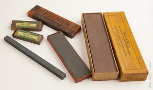 Four Oil Stones      75735