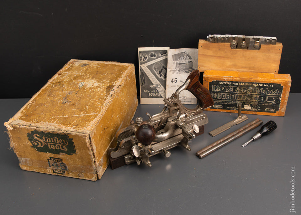 STANLEY No. 45 Combination Plane 100% Complete in its Original Box - 94685