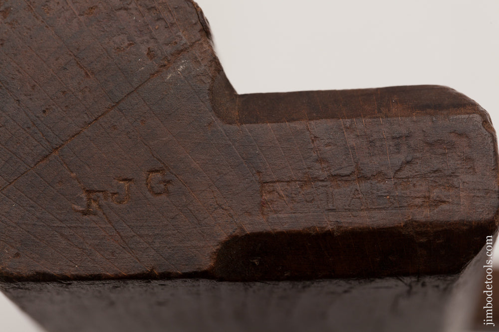 10 Inch Beech Moulding Plane by N. TABER circa 1785-1820 * 62511