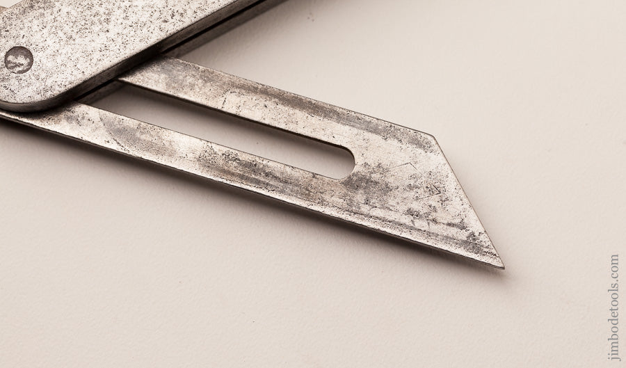 Six inch ST. JOHNSBURY Bevel Square GOOD+ - 62924