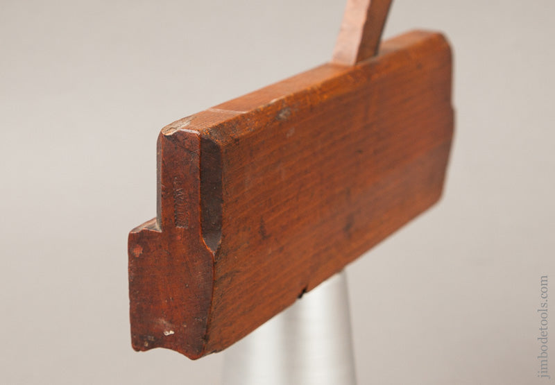 Beautiful Beech Hollow Molding Plane by J. WOODS Newburyport circa 1800-20 * 68154