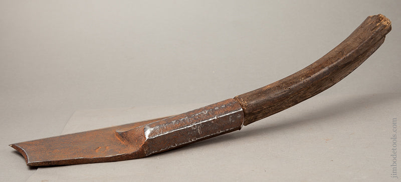 Lovely French Doloire - 68623R