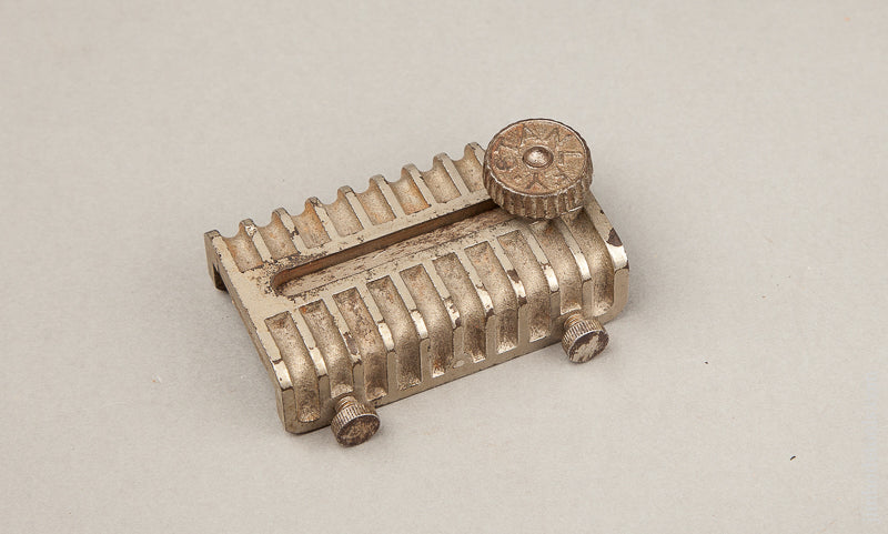 STANLEY No. 5 Wooden Level Pitch Adjuster - 69007R