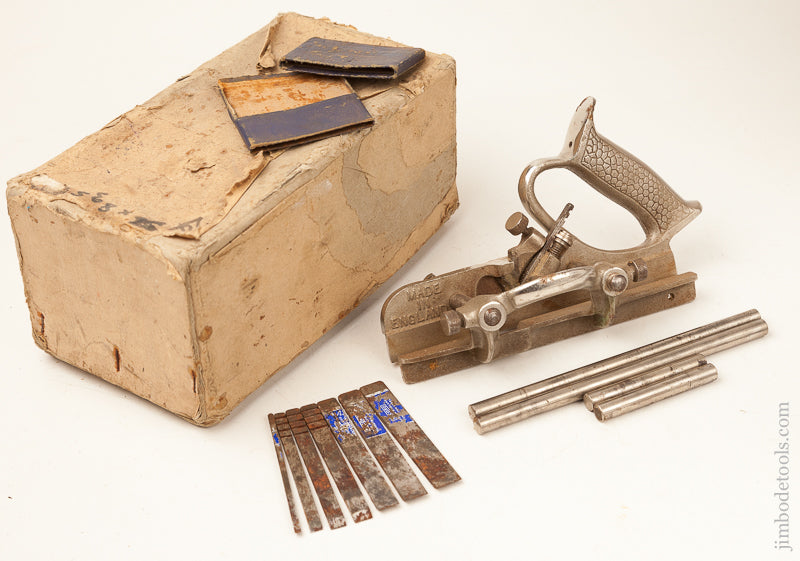 100% Complete RECORD No. 044 in Original? Box - 71572