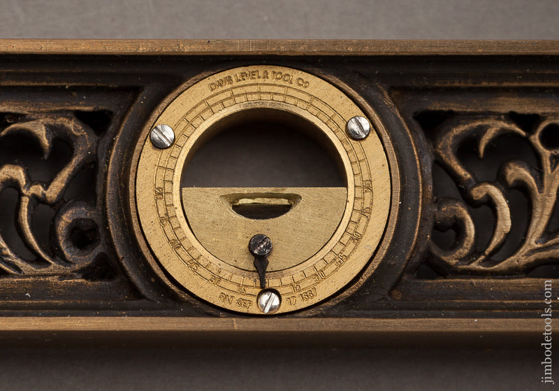 PAUL HAMLER Miniature Four inch DAVIS Level with Original Mold - 73965U