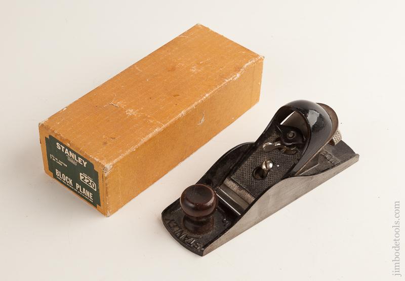STANLEY No. 220 Block Plane with Box Lid - 75558