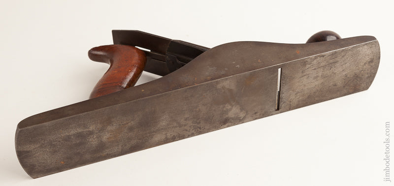 STANLEY No. 5 1/2C Jumbo Jack Plane Type 11 circa 1910-18 with 2 3/8 inch V Logo iron - 75631