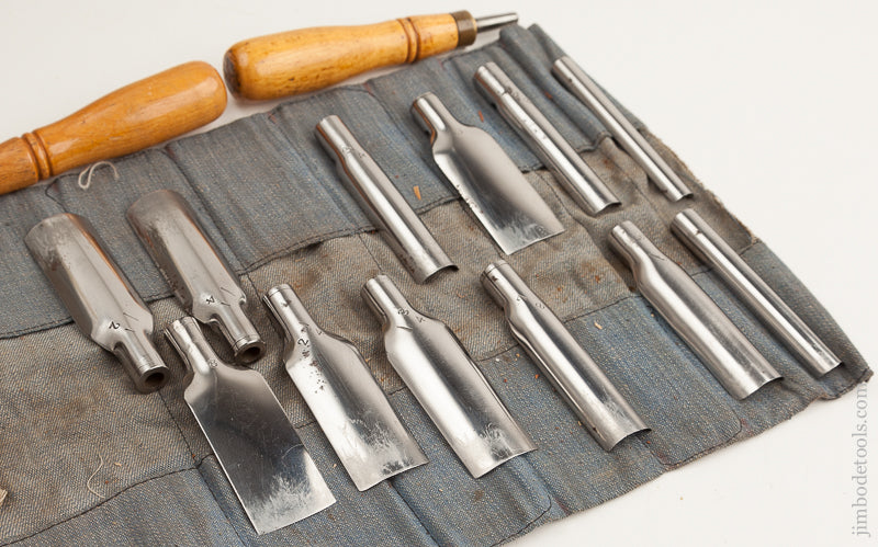14 piece Carving Set MINT in Original Roll - 75644