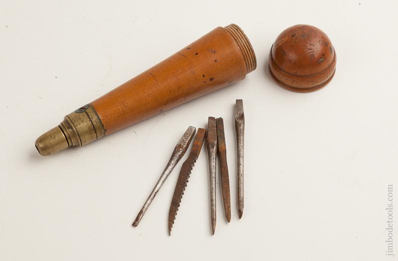 Great 5 1/4 inch Boxwood Tool Handle with Five Bits - 75913R