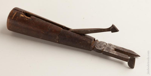 Ornate 6 3/4 inch Folding Race Knife - 75935R