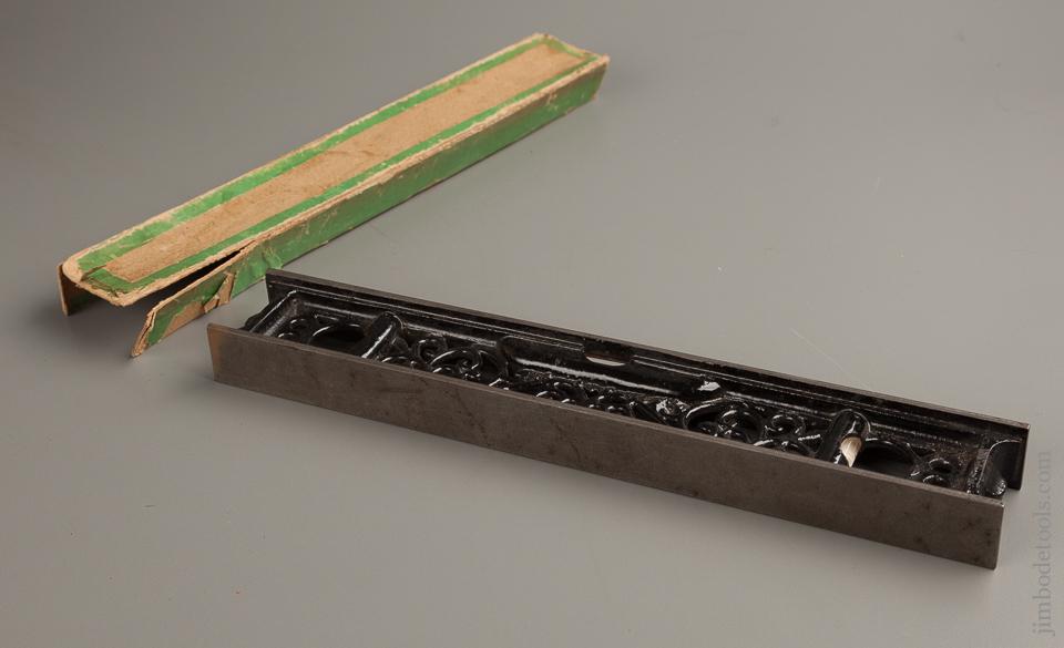 Lovely 12 inch C.E. JENNINGS Level MINT in Original Box Lid - 76066