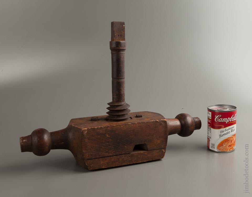 Early Two inch Thread Box and Tap - 76101
